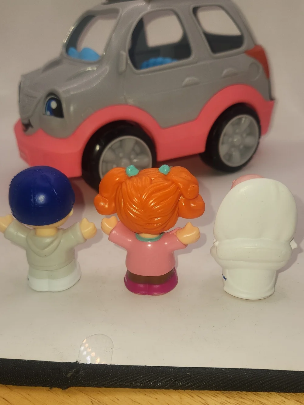 Little People Gray Pink Suv Car With 5 Figures Musical Sounds Fisher Price